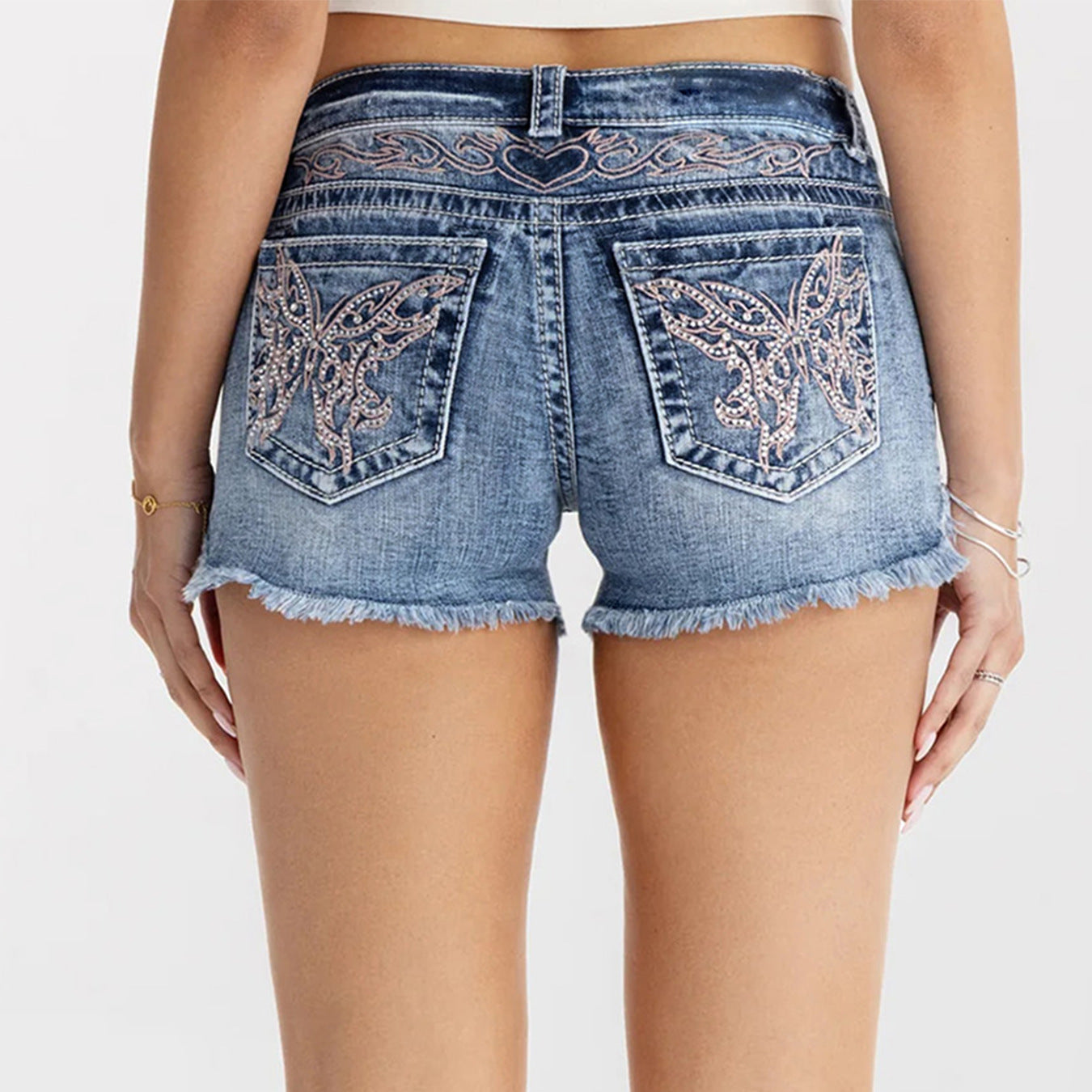 High-waisted slimming denim shorts, women's heavy industry embroidered nail beads, A-line hot girl style, new fashionable and versatile pants in summer