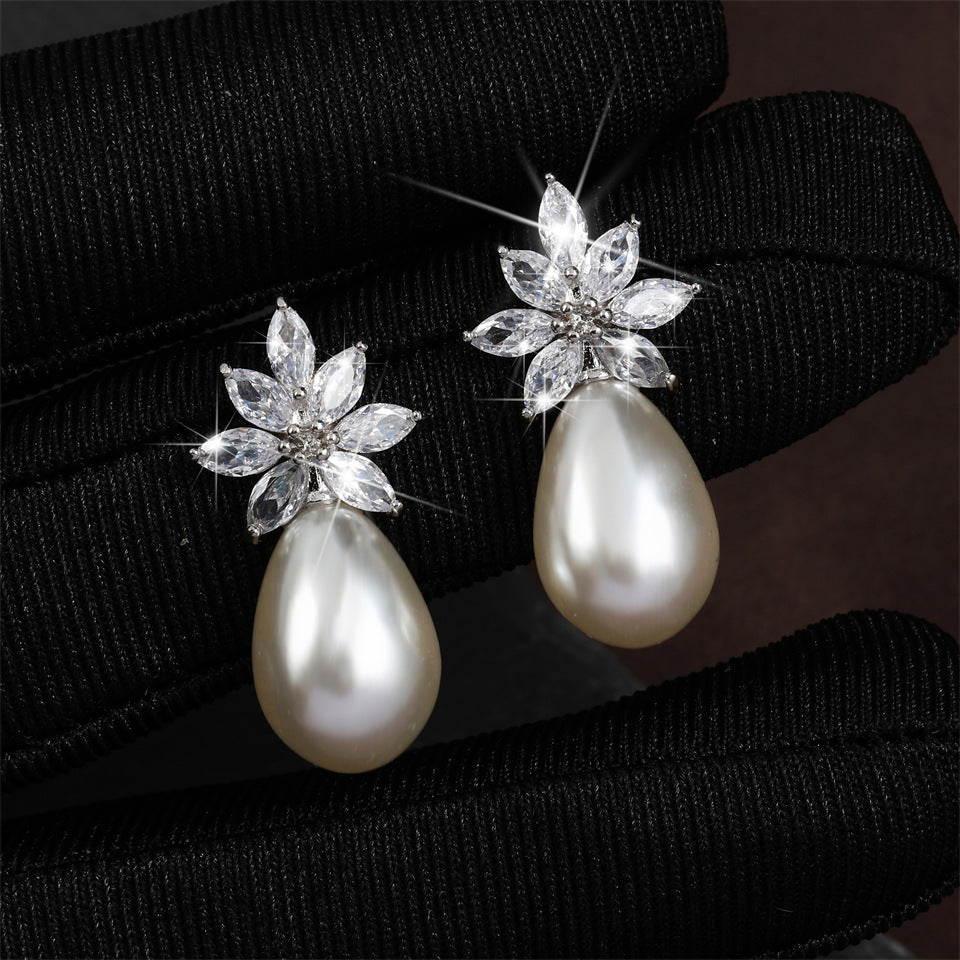 Cross-border bestseller: floral water drop faux pearl stud earrings with diamonds and zircon earrings, light luxury high-end accessories, wedding banquets