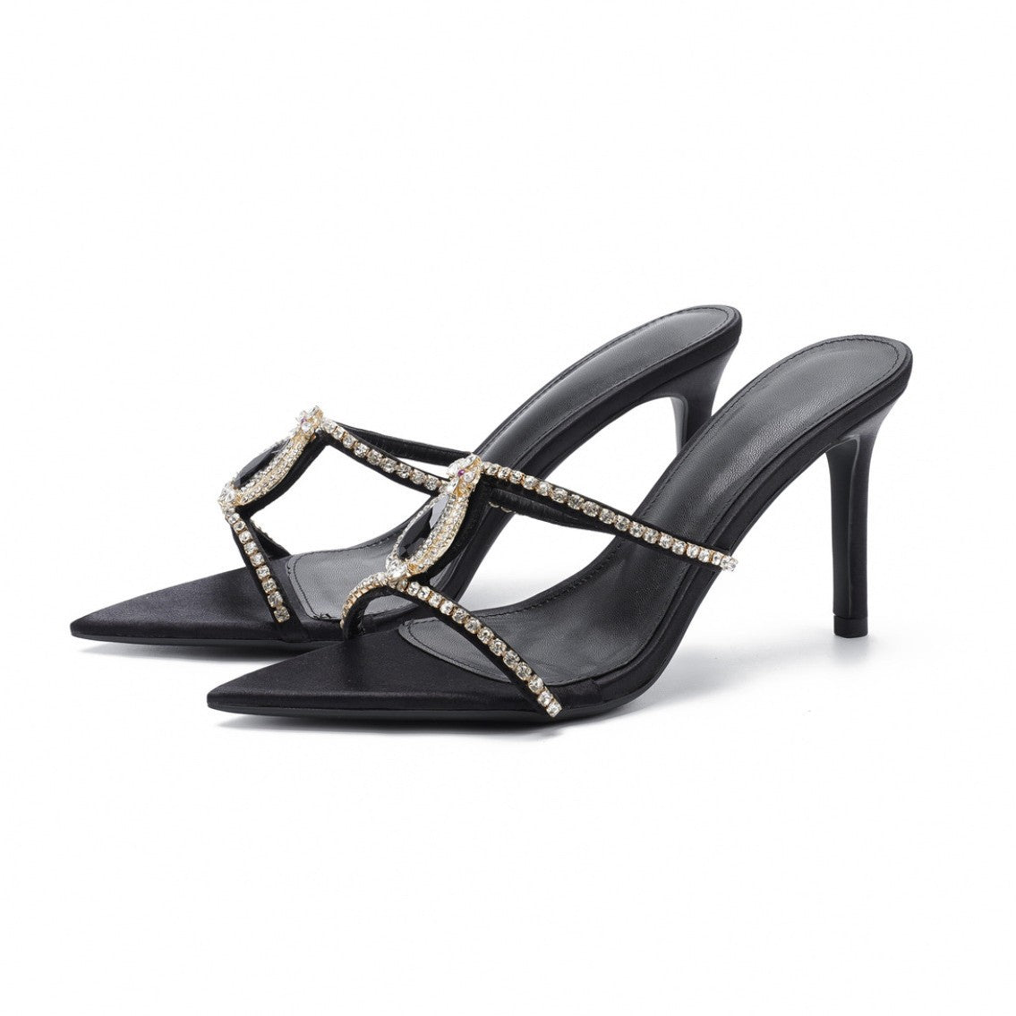 WO Huizhou City's new European and American pointed gemstone stiletto heel slippers in the summer of 2026 wear open-toe I-strings with rhinestones
