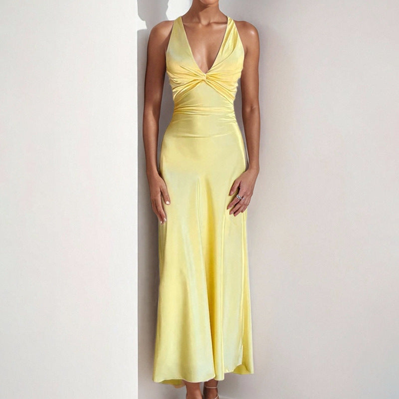 Independent station spring 2026 new cross-border women's clothing sexy V-neck pleated slim slim temperament fashion dress