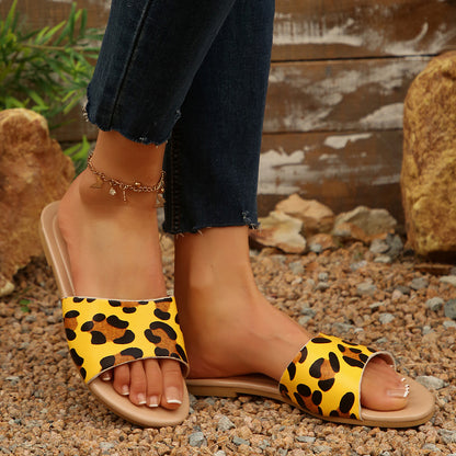 Cross-border European size women's slippers, classic elegance, versatile floral print, decorative round toe, flat sole, breathable and comfortable