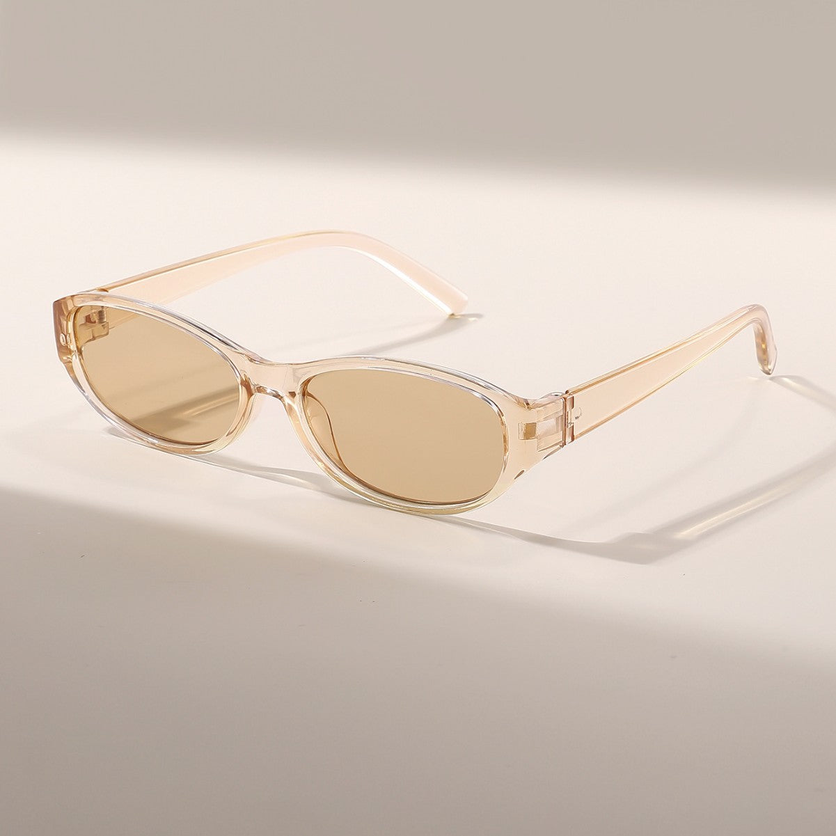 Oval frame sunglasses for women, gyu girls, Y2K trendy cross-border new sunglasses, face-flattering, small driving vacation sunglasses