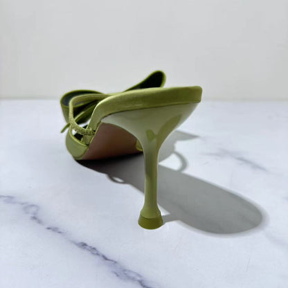 ZA2024 verão Novo Salto Alto Sapatos Femininos Seda Cetim Salto Fino Arco Enfeitado Sandálias Mule Rosa Vermelho Dedo Aberto Sapatos Femininos