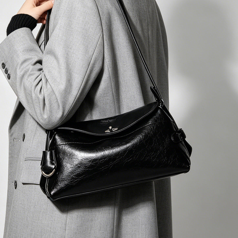 Internacional Novo modelo Bolsa de ombro fashion textura craquelada para o dia a dia Bolsa elegante exclusiva Bolsa de ombro curta mais vendida modelo Bolsa