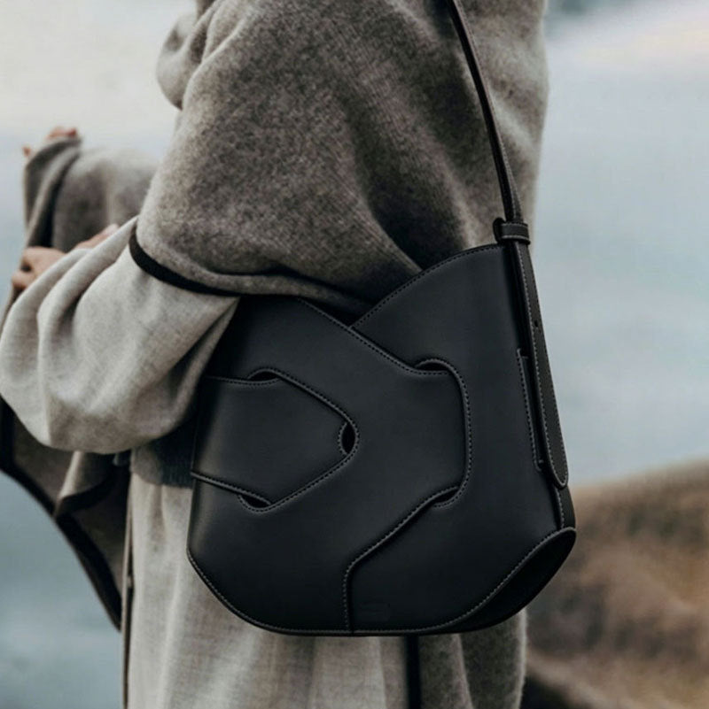 Bolsa de ombro Novo modelo fashion design sofisticado bolsa com detalhe torcido exclusiva estilo francês elegante Bolsa Grande capacidade sofisticada Bolsa transversal