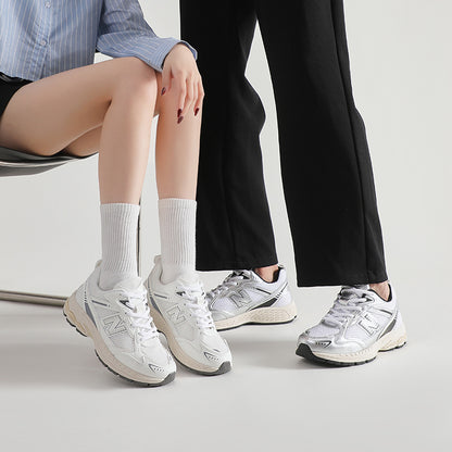 Primavera e outono New Balance Cool Running Sneakers Feminino Nova Malha Respirável Outdoor Sapatos Femininos Retro Daddy Shoes Modelos Explosivos