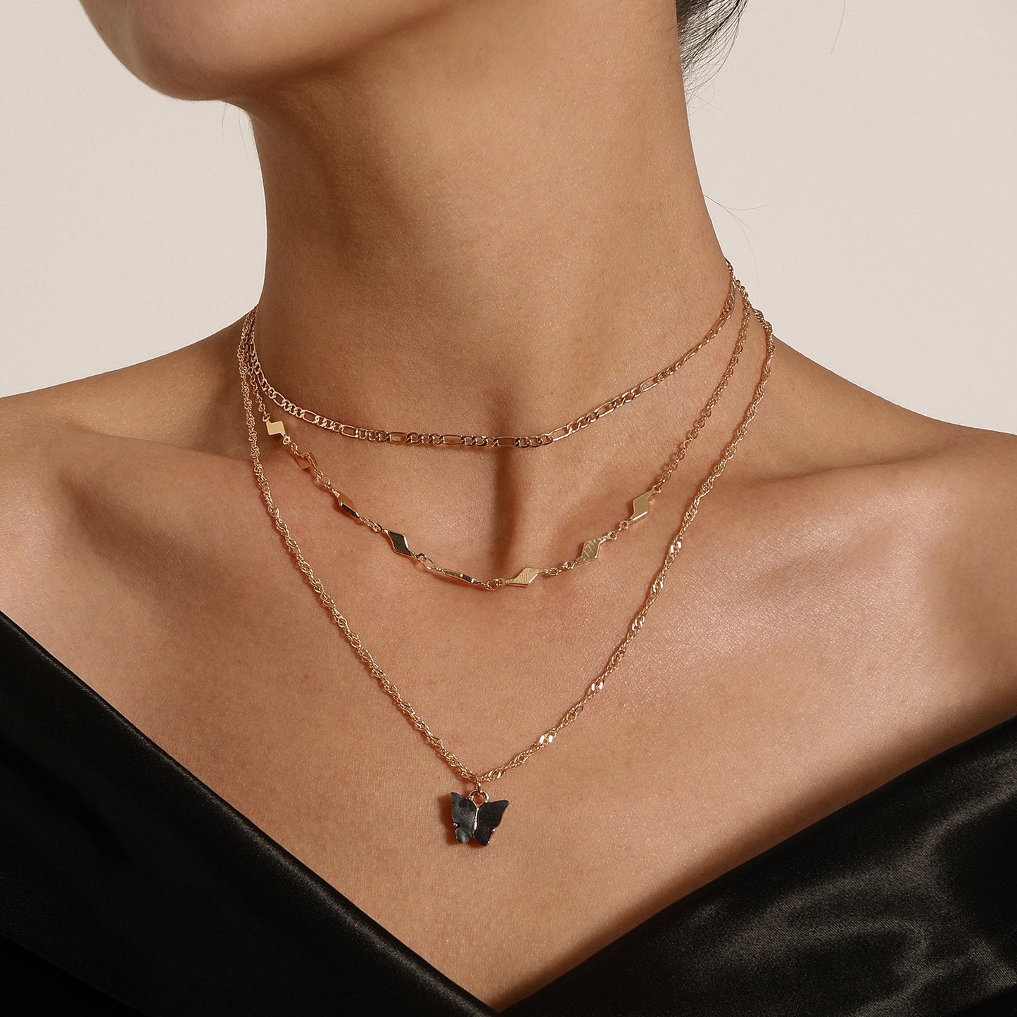 European and American cross-border jewelry acrylic black butterfly pendant necklace women's fashion geometric diamond piece double necklace