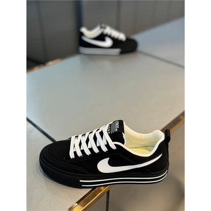 Sapatos masculinos 2025 primavera e outono nova tendência: versátil superfície de tecido rendado, sola macia respirável confortável confortável calçado de prancha esportiva e de lazer confortável