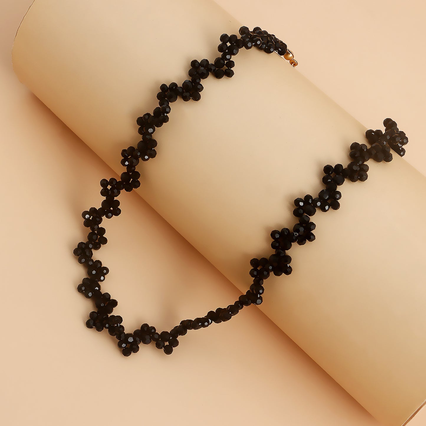 European and American cross-border explosive summer ins black crystal handwoven necklace necklace necklace women's trendy jewelry choker