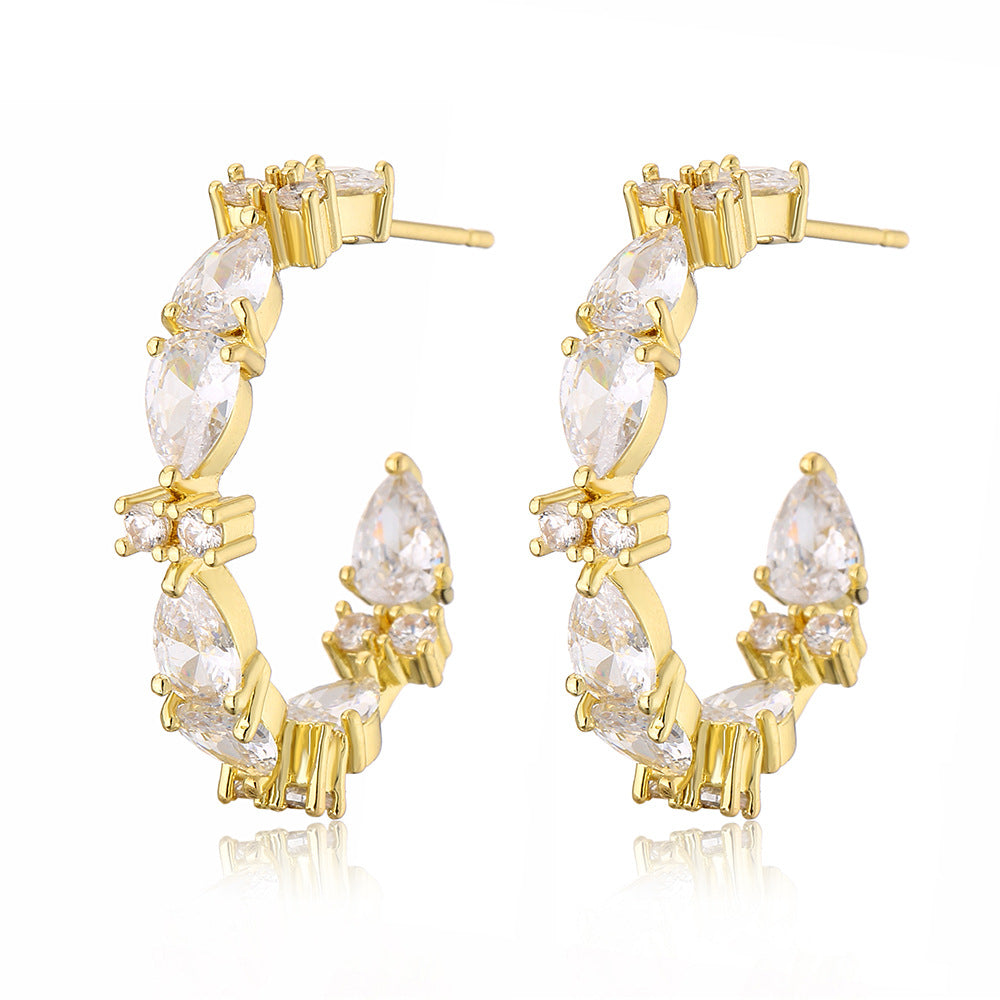 Fashionable commuting niche, high-end versatile C-shaped earrings, simple sweet and cool gemstone square zircon earrings, earrings for women