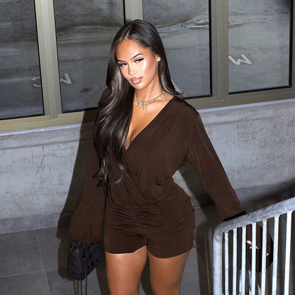 Macacão curto feminino sexy de cor sólida com decote em V profundo, mangas largas e soltas, costas abertas e atilhos, ideal para o outono e inverno europeu e americano.