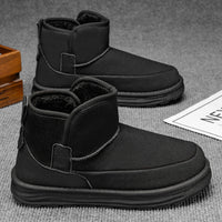 YZ668 in black