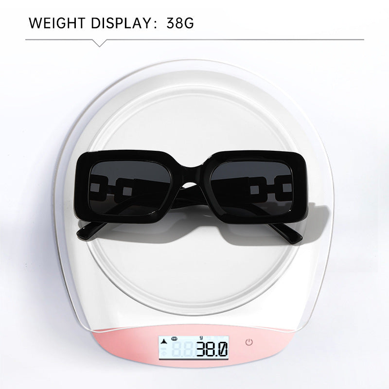 Fashionable small-frame sunglasses for women, 2025 new European and American style square frame high-end street style sunglasses for outings and driving
