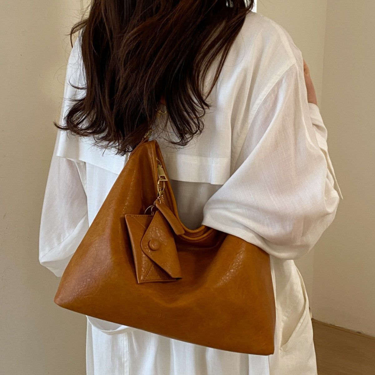 Internacional Bolsa tote Grande capacidade para o dia a dia bolsa elegante minimalista fashion Bolsa de ombro uso diário versátil Bolsa transversal atacado