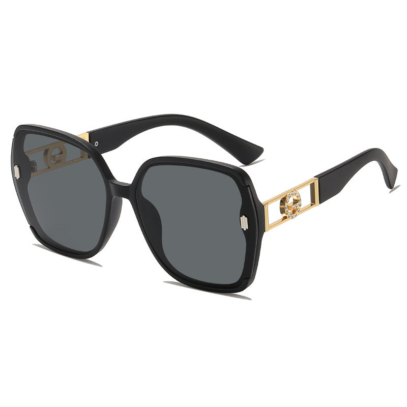 Large frame metal sunglasses for women, European and American fashion versatile sunglasses, UV-blocking sunglasses for women, high-end look