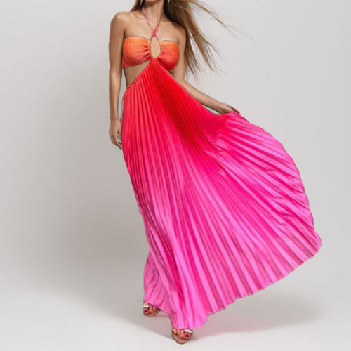 Moda transfronteiriça europeia e americana 2025: Novo vestido de verão 2025 com degradé, gola halter e pregas. Ideal para praia e resorts.