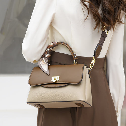 Bolsa transversal feminina Novo modelo fashion para o dia a dia bolsa quadrada compacta Grande capacidade couro macio Bolsa de ombro minimalista Bolsa de mão feminina