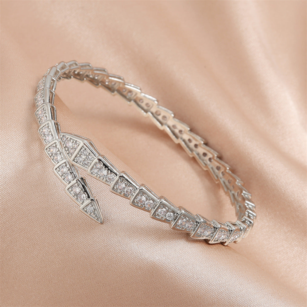 Cross-border new micro-inlaid zircon snake bracelet light luxury full diamond snake bone ring spring opening fashion women's ring hand ornament