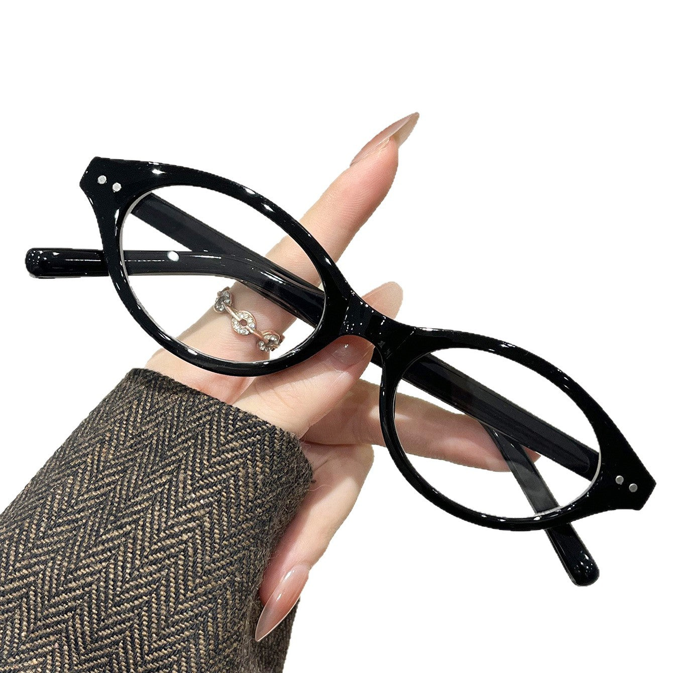 Oval nerd glasses frames for women, 2025 new cross-border Western internet celebrity Mi Nail glasses, no-makeup fashionable frames