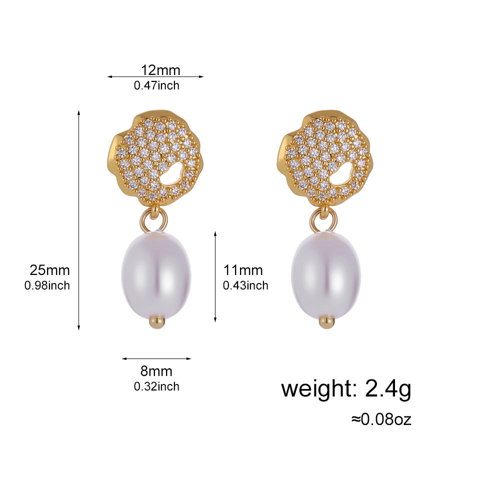 Japanese and Korean exquisite fashion style, niche design, socialite style, light luxury commuter, ultra-glitter fairy with full diamonds, pearl-set earrings