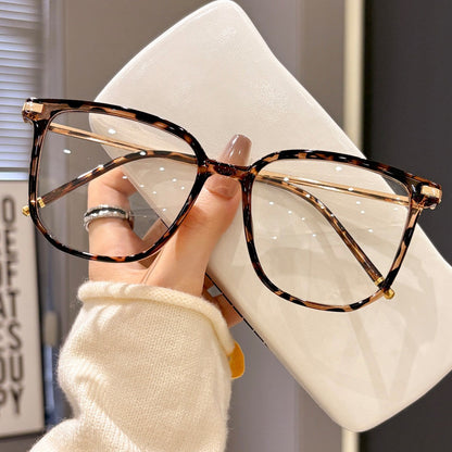 Square frame leopard print flat glasses for women, new blue light blocking no-makeup glasses frames, metal temple arms, face-enhancing small decorative glasses
