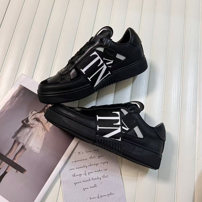 Sapatos Brancos Respiráveis 2025 Unissex para Casal, Tênis Casual Plano Renda, Esportivo Elegante Confortável e Versátil