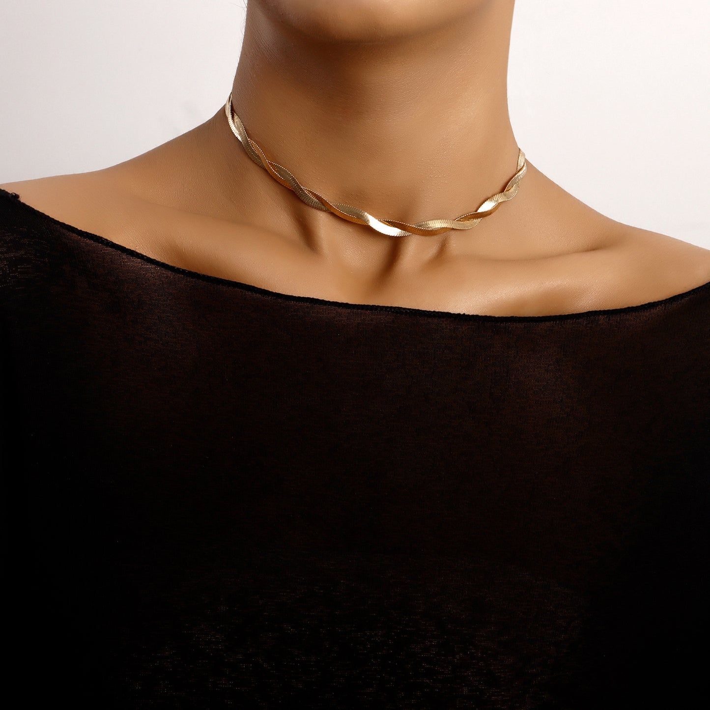 European and American cross-border jewelry trend double-layer winding snake bone necklace necklace women's fairy style niche design necklace