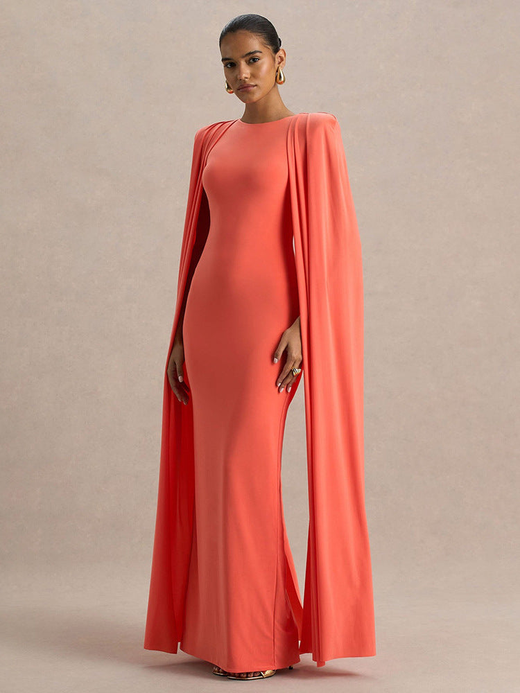 Vestido de festa para mulher estilo celebridade, novo modelo para o outono e inverno, cor sólida, gola redonda, plissado, com detalhe xaile.