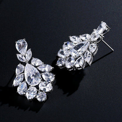 Cross-border hot waterdrop zircon stud earrings in multiple sizes with patchwork earrings, niche designs, light luxury banquet earrings wholesale