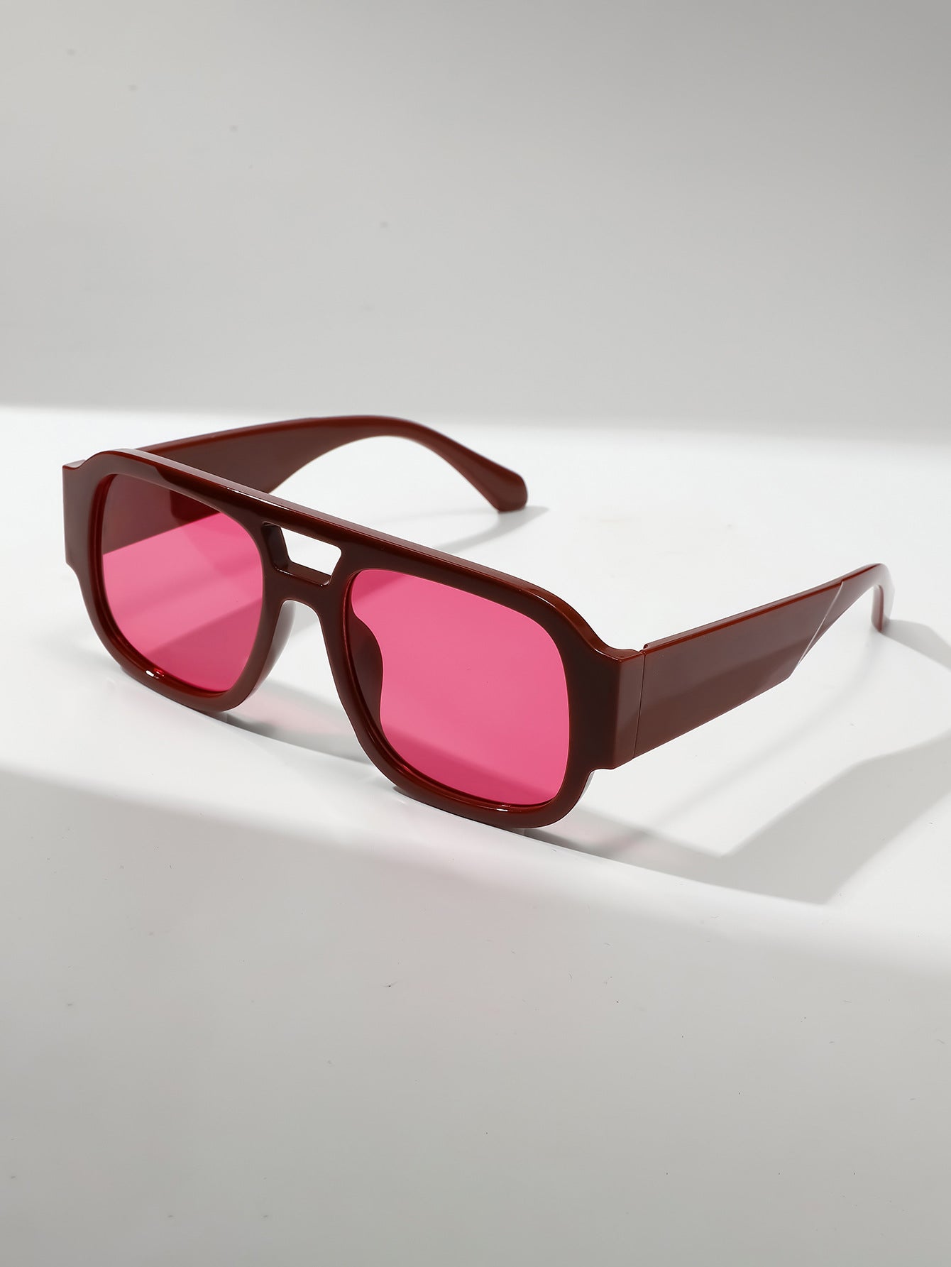 Dual-beam sunglasses, new fashionable sun-protection sunglasses, European and American photo influencer sunglasses, women's high-end style