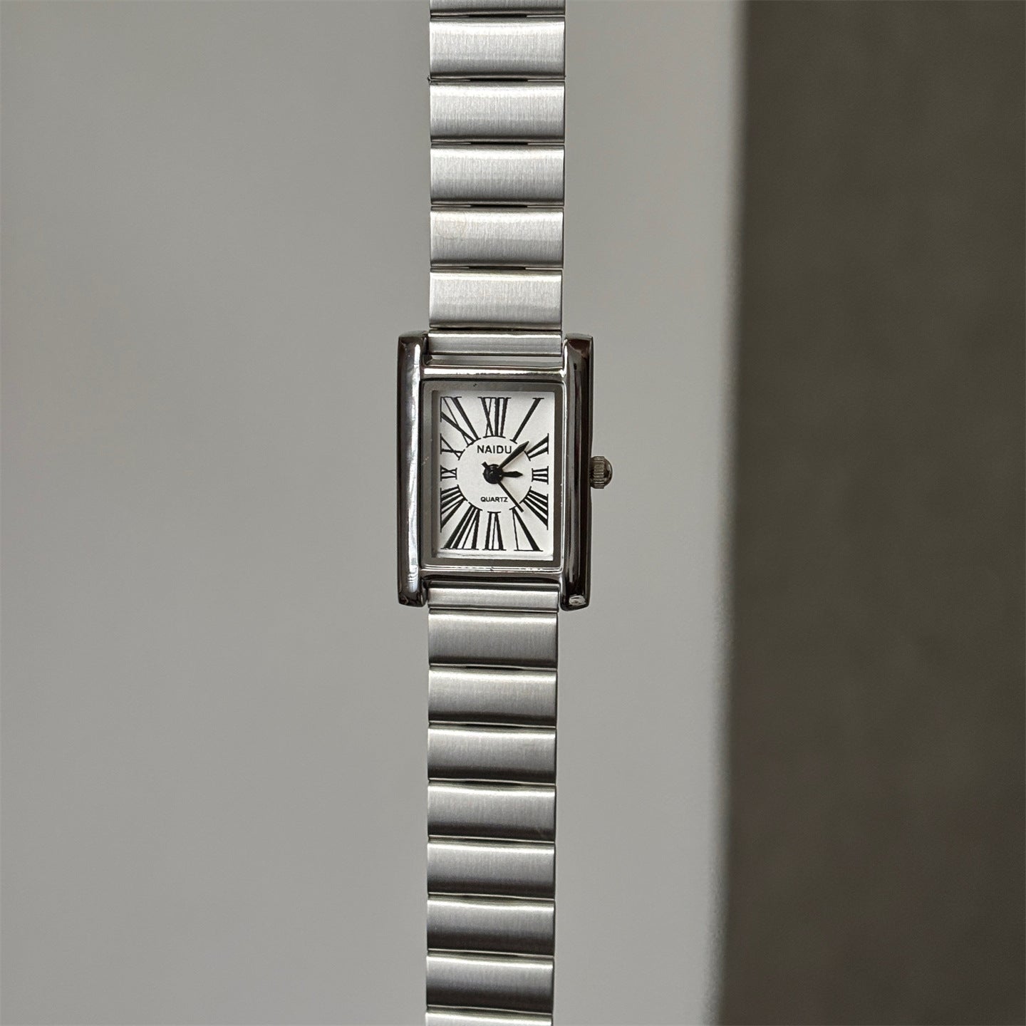 Hot sale simple light luxury exquisite commuter square senior student quartz watch temperament casual versatile second-hand wholesale price