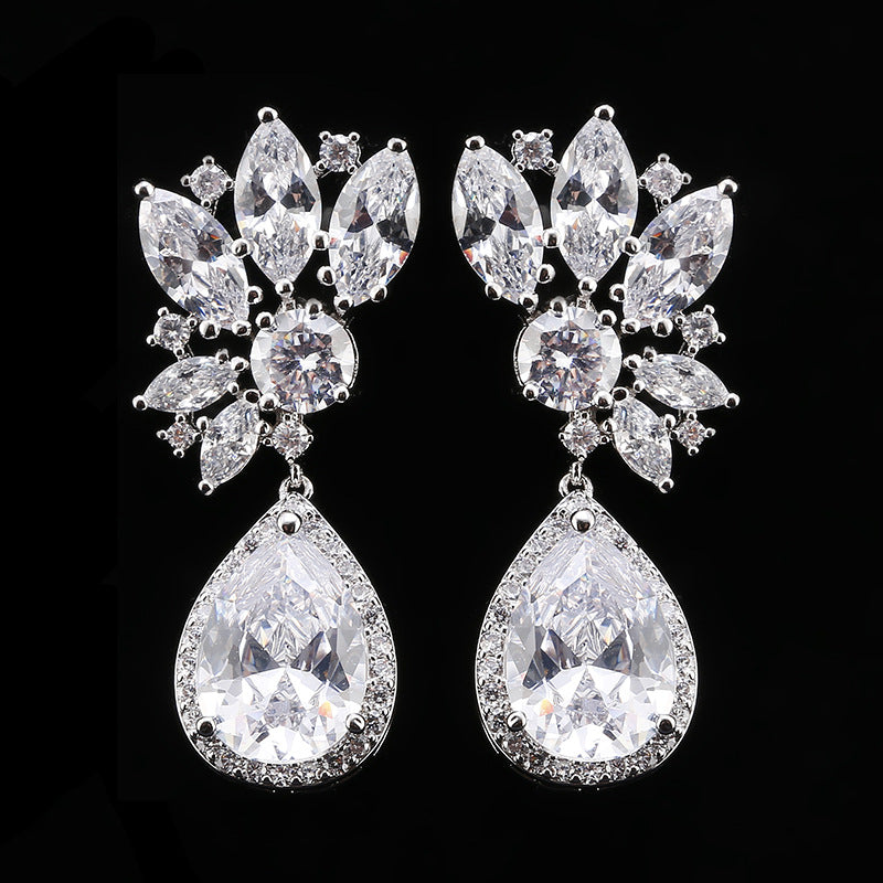 New women's earrings, diamond-studded lupine teardrop-shaped tassel earrings, Baroque court style, multicolor versatile earrings