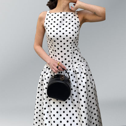 2026 Spring New European and American Halterneck Sundress Sanya Seaside Vacation High-End V-Neck Dress