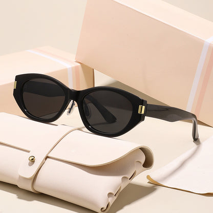 Fashionable cat-eye TR sunglasses for women, premium UV-blocking sunglasses for men, blue film stylish sunglasses for men