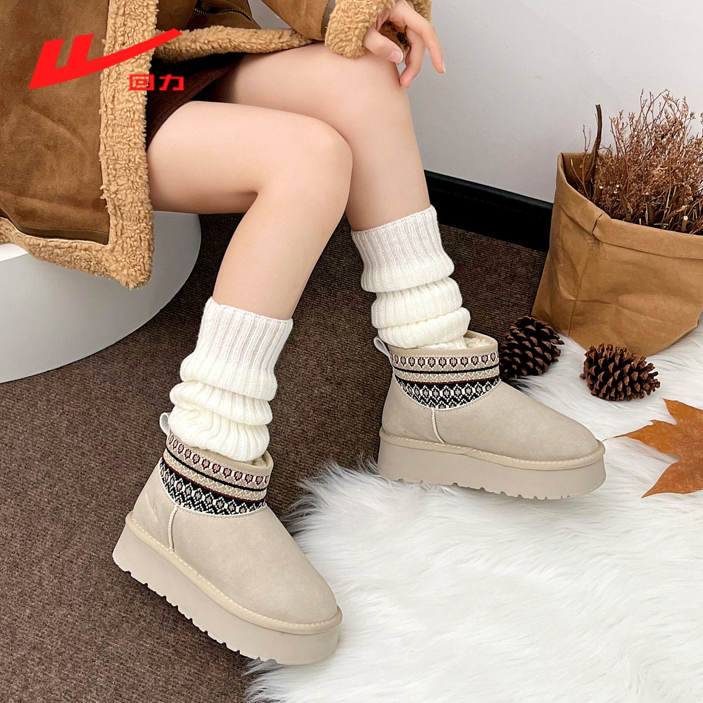Warrior women's snow boots, 2025 new winter fleece-lined thickened warm cotton shoes, thick-soled fashionable cute board shoes