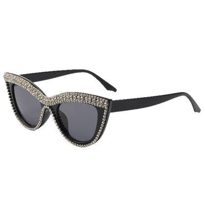 Cat-eye diamond-studded sunglasses, new fashion party glasses, Chanel-style personalized shape-style sunglasses for women, high-end feel