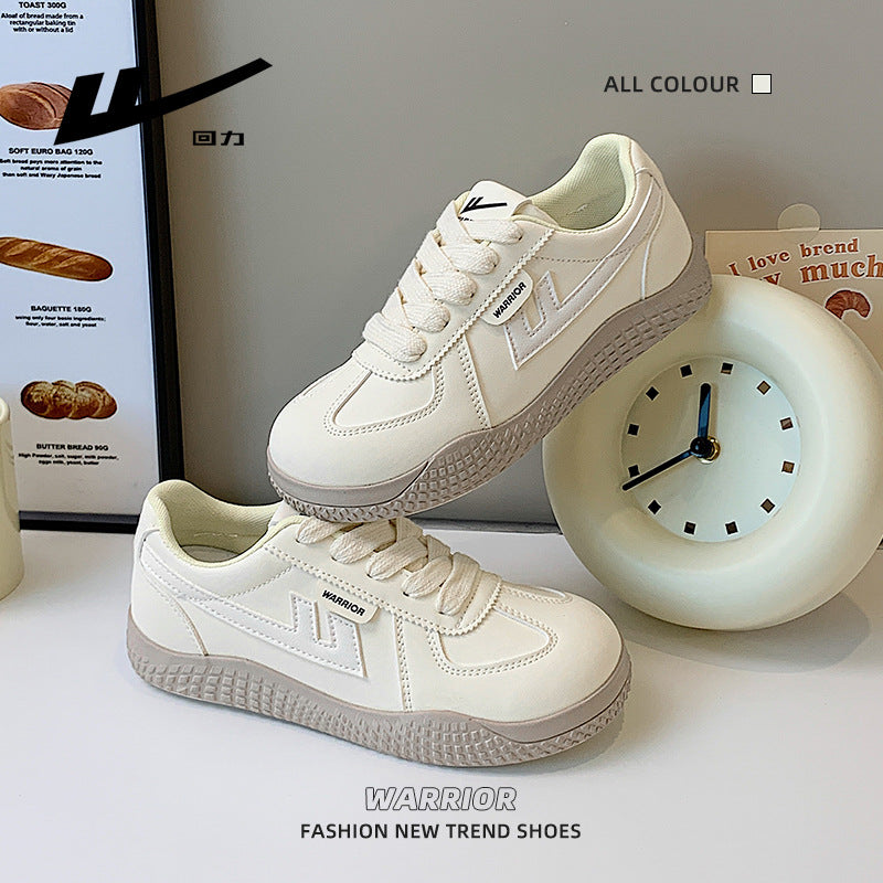 Pullback simple solid color good-looking German training shoes women's lightweight Korean autumn platform shoes fashionable sports high-value shoes