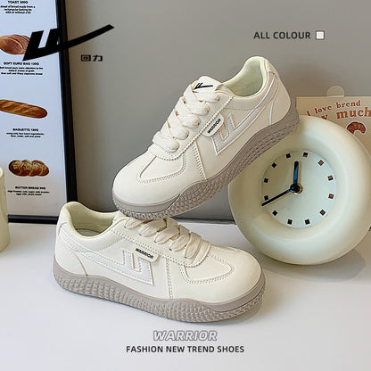Pullback simple solid color good-looking German training shoes women's lightweight Korean autumn platform shoes fashionable sports high-value shoes