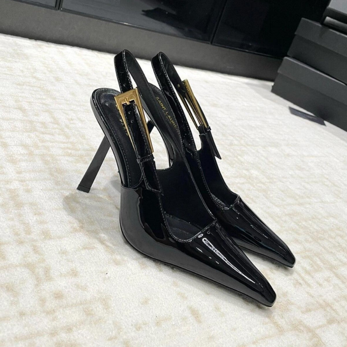 YX2026 autumn small gold bar back empty strap high heels women's stiletto patent leather toe sexy high heel sandals women