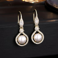Gold-plated pearl earrings