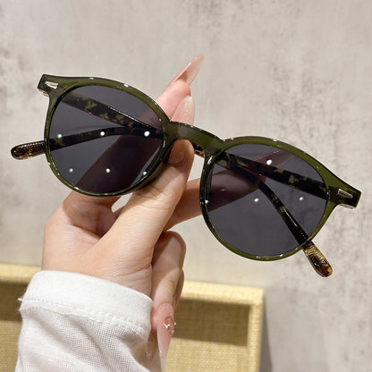 European-American style round sunglasses with UV protection tortoiseshell stud decoration, sun-blocking sunglasses for driving, high-end look